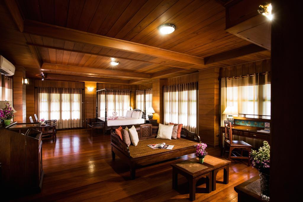 เรือนคำอิน Hotel เชียงใหม่ ภายนอก รูปภาพ