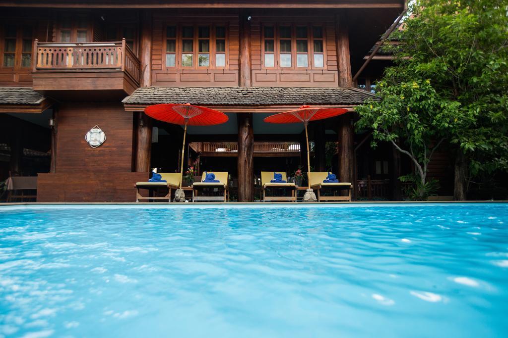 เรือนคำอิน Hotel เชียงใหม่ ภายนอก รูปภาพ