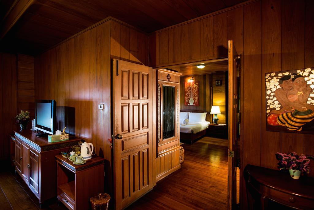 เรือนคำอิน Hotel เชียงใหม่ ภายนอก รูปภาพ